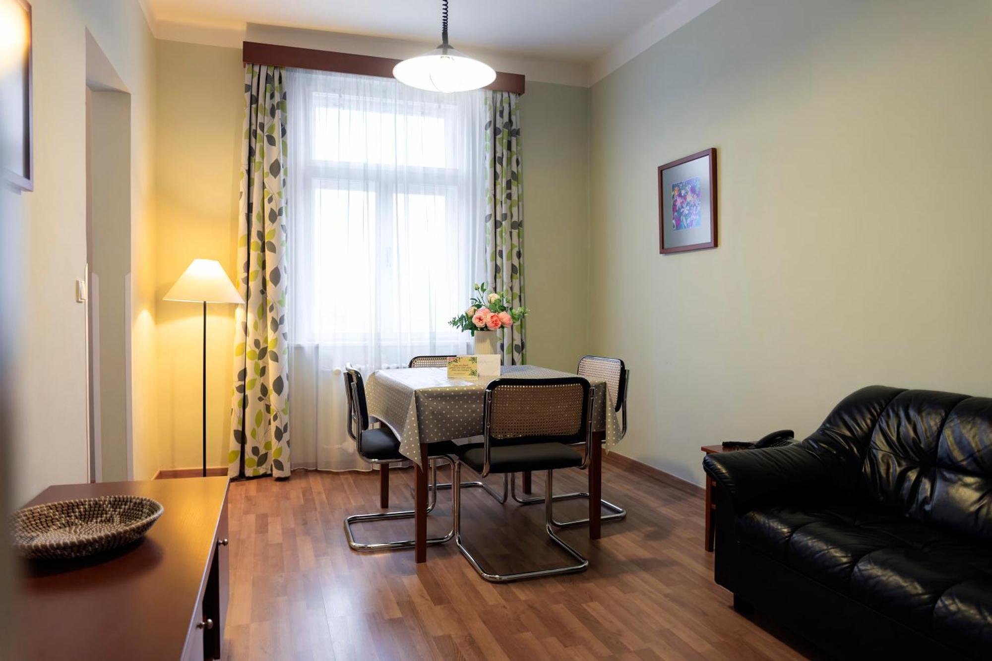 Orion Hotel apartamentowy Praga